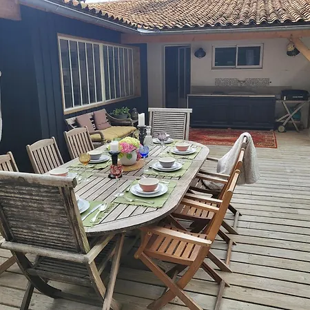 Du Bois Lilas Bed & Breakfast